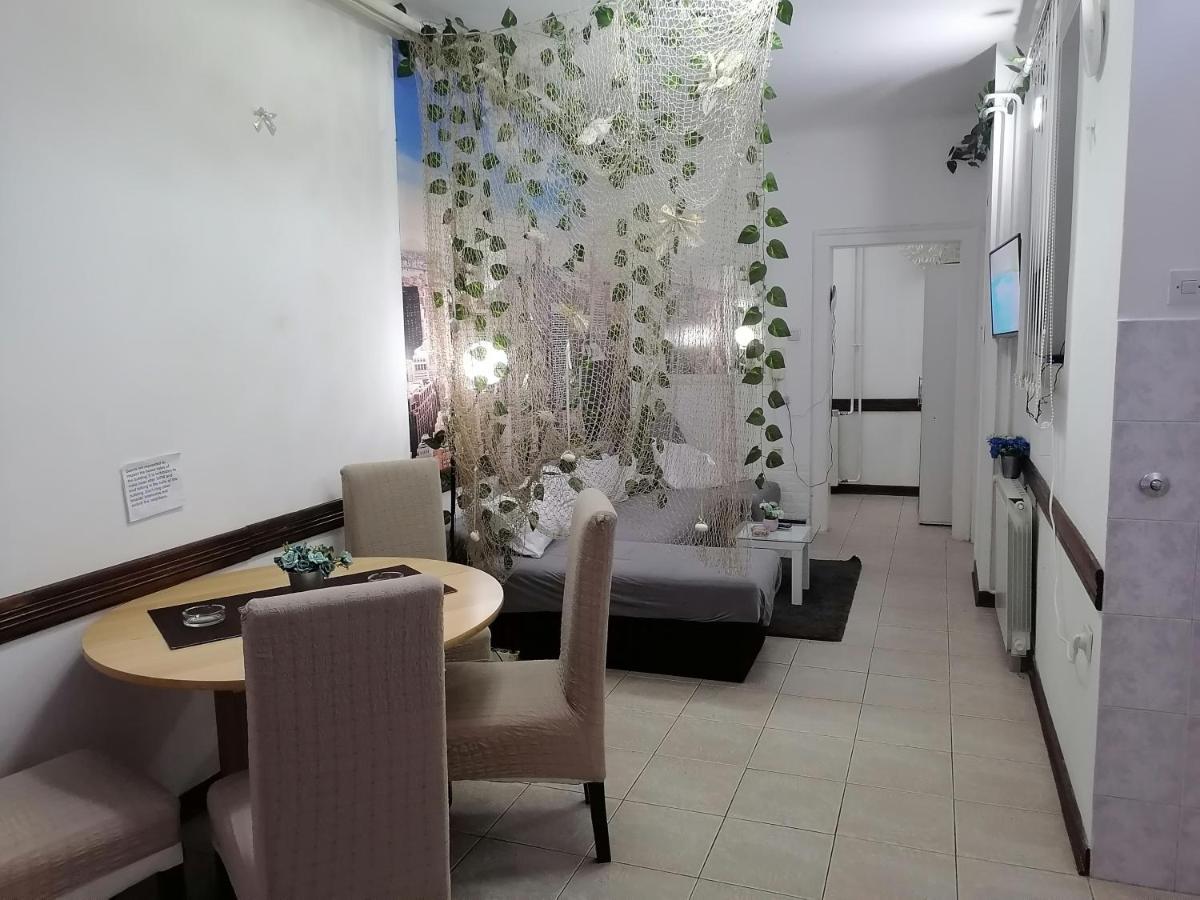 Low Cost Apartment Belgrád Kültér fotó