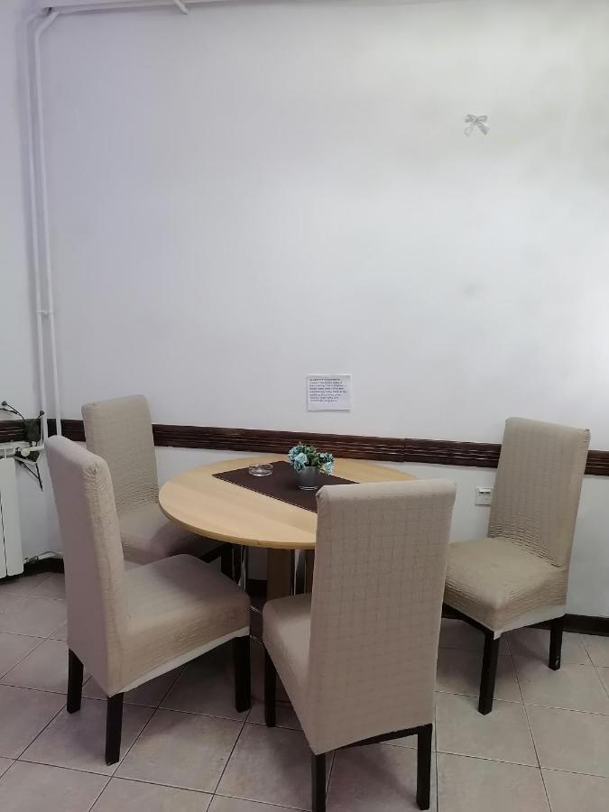 Low Cost Apartment Belgrád Kültér fotó