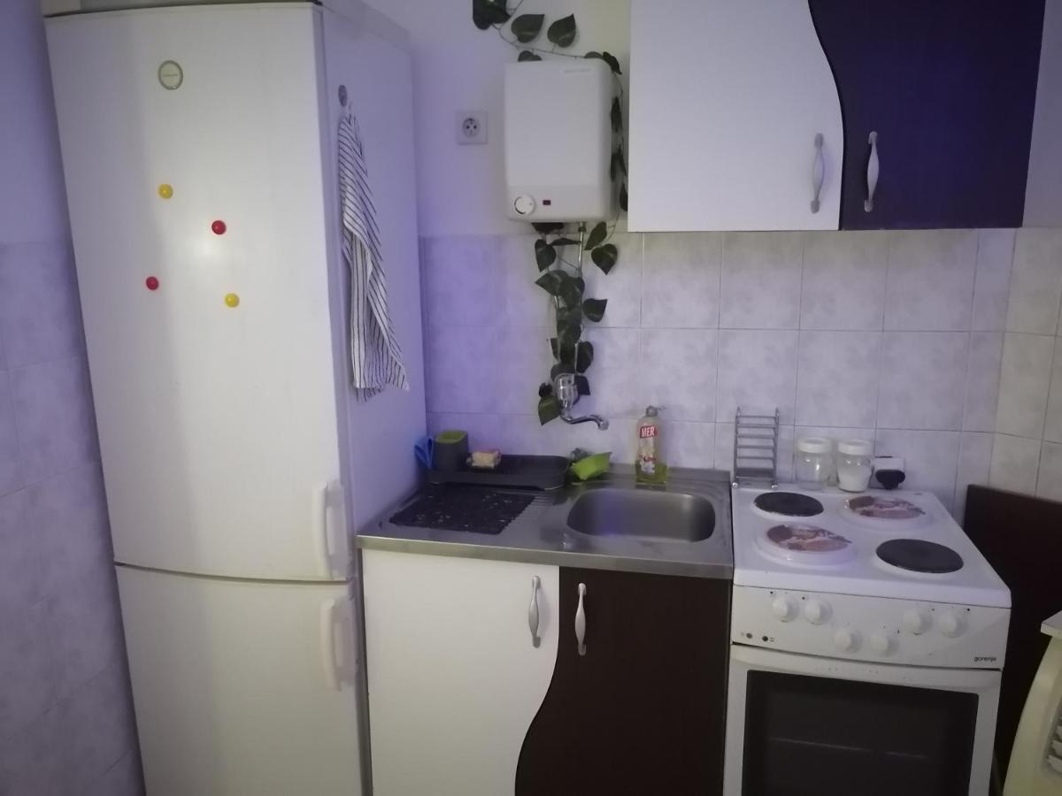 Low Cost Apartment Belgrád Kültér fotó